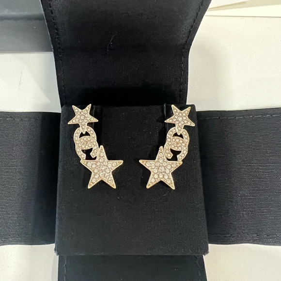 Chanel Earrings - Picture 3 of 9